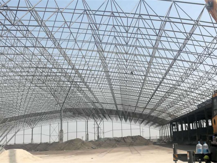 公主岭钢厂料仓网架工程